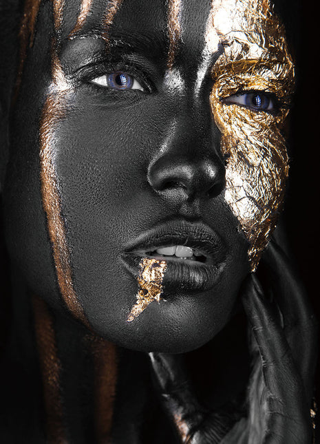 Glasbild 80x120cm Frau mit blauen Augen und Gold