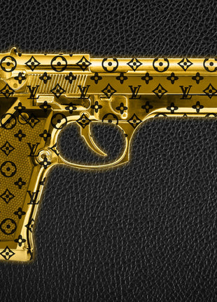 Glasbild 80x120cm Golden Gun