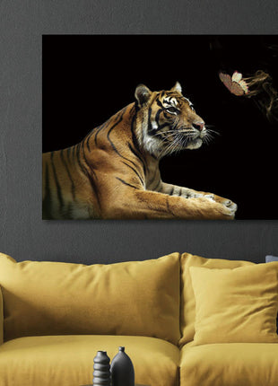 Glasbild 120x80cm Tiger mit Schmetterling