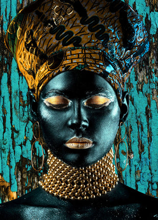 Glasbild 160x110cm Frau mit goldenem Kopftuch